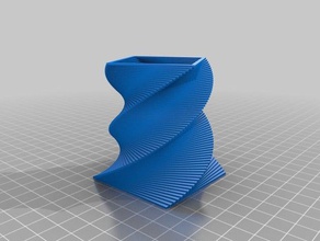 1 kundengebundene quadratische vase Dekor 3d print model - Mito3D