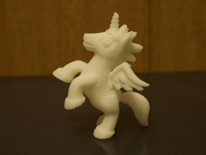 la cría de ponicorn a los animales caballo pony unicornio alas 3d print model - Mito3D