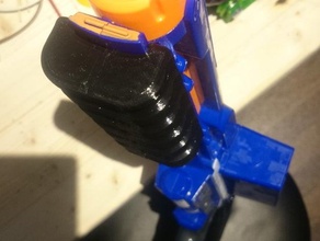 nerf alboroto de la acción bomba agarre v2 mecánica los juguetes raider pistola 3d print model - Mito3D