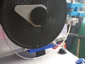 centreur tuyau versare filamento 3d la stampante estrusori 3d print model - Mito3D