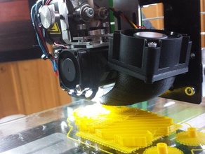 e3d v6 tripple-fã de led montagem a impressora partes duto do ventilador triplo 3d print model - Mito3D