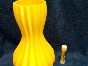 wigglevase6 Dekor flower vase 3d print model - Mito3D