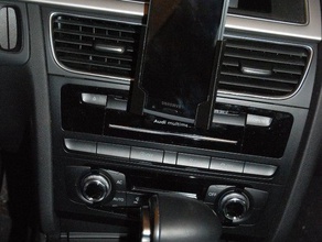 apoio do telefone móvel carro usando o cd de fenda audi samsung galaxy s6 smartphone 3d print model - Mito3D