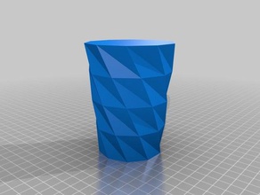 meu personalizados torcida polígono vaso recipientes personalizado 3d print model - Mito3D