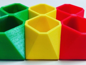 vase en forme de cube décor 3d print model - Mito3D