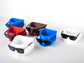 3d printed tipton eyewear display decor mask vinylize 3d print model - Mito3D