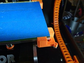 glas halter mit federzug 3d de l'imprimante accessoires 3d print model - Mito3D