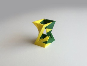 twisted box vase dual extrusion 2 Farben 3d drucken 3d print model - Mito3D