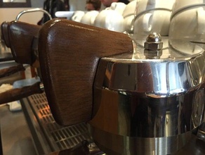 synesso Grup Başkanı raket mutfak yemek kahve espresso grouphead marzocco kolu ahşap 3d print model - Mito3D