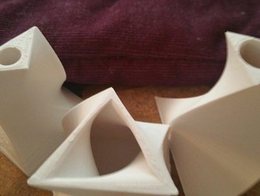 üç vazolar dekor 3d print model - Mito3D