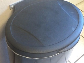 cubo de basura parachoques cocina comedor tachuelas 3d print model - Mito3D