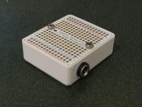 adafruit perma-proto trimestre del tamaño de tablero pwb la base electrónica 3d print model - Mito3D
