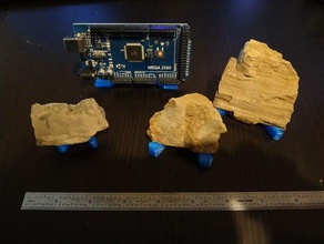 Kaya döşeme stand dekor ekran durumda görüntüler tutucu rock hound 3d print model - Mito3D