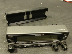 kenwood tm-v71 controllo di testa piastra copertura l'elettronica ham radio staffa montaggio t-slot 3d print model - Mito3D