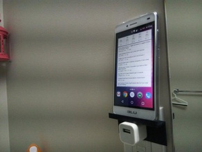telefone inteligente montar uma tomada elétrica móveis blu iphone micro microusb o poder samsung selfie stand parede 3d print model - Mito3D