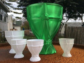 o cálice graal, vaso ornamentado esculturas taça santo graal 3d print model - Mito3D
