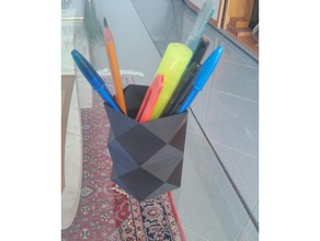 parametrik burgulu vazo sanat özelleştirilebilir openscad kalem tutucu 3d print model - Mito3D