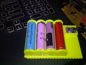18650 caricabatterie 4x batterie elettronica 3d print model - Mito3D