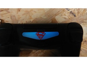 etiqueta superman ps4 gamepad vinil de corte 2d a arte lasercut sony 3d print model - Mito3D