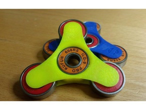 la roue libre de quatre portant fidget spinner mécanique les jouets facile trispinner tri 3d print model - Mito3D