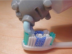 toothpaste topper bathroom remixchallenge 3d print model - Mito3D