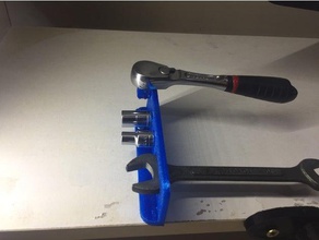 tool-holder 10 mm spanner2 sockets, Ratsche 34-Zoll-Laufwerk Inhaber - Boxen Veranstalter tool rack Wandhalterung 3d print model - Mito3D