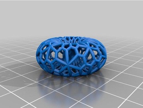 fleuron de forme pentagonale tore L'impression 3d 3d print model - Mito3D