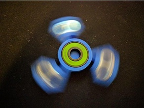 triple écrou de fidget jouets & jeux spinner main 3d print model - Mito3D