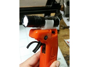 flashlight mount protac1l - quick release tools 3d print model - Mito3D