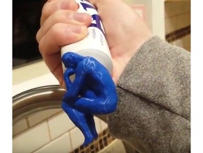 la pasta de dientes aguafiestas - gag regalo cuarto baño mordaza hombre estatua pensamiento topper 3d print model - Mito3D