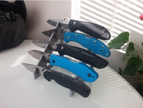 5 knife display stand sport & outdoors holder knives 3d print model - Mito3D