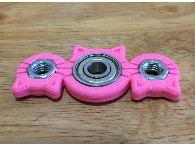 tuerca hexagonal gato spinner juegos y juguetes cat fidget juguete dedo openscad 3D print model - Mito3D