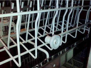 bauknecht dishwasher pulley kitchen & dining gcf 4730 gcf4730 geschirrsp ler laufrolle roller wheel 3d print model - Mito3D