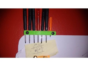 pequena chave de fenda montagem na parede 8x porta-ferramentas & caixas 3d print model - Mito3D