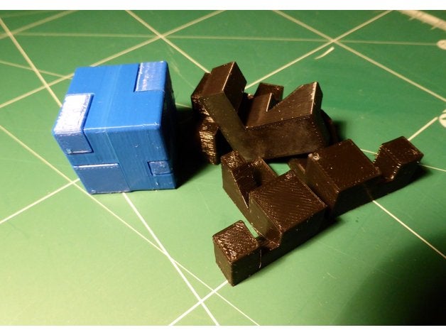 burr puzzle small cube 4pc puzzles 3d 3D print model - Mito3D