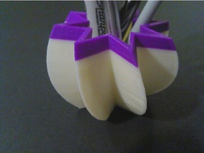 twisty vaso penhoder arredamento freecad loft penna titolare il 3d print model - Mito3D