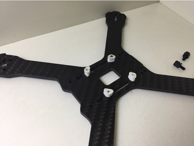tpu contrôleur de vol softmount universelle r c véhicules flexible filament 3D print model - Mito3D