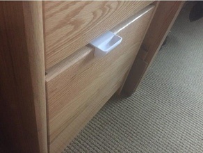 drawer pull handle office 3d print model - Mito3D