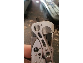 leatherman skeletool carabiner bit holder accessory hand tools 3d print model - Mito3D