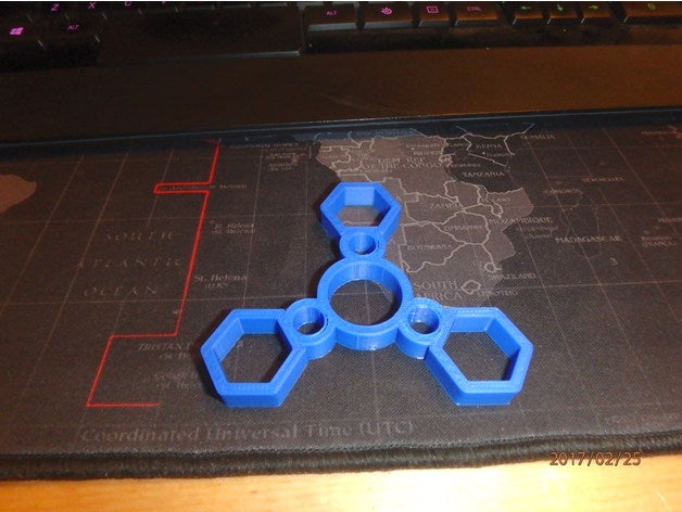 fidget la tuerca de cono - wingnut2k 3 juegos y juguetes mano spinner juguete 3D print model - Mito3D