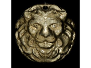 lion medallion jewelry 3d print model - Mito3D