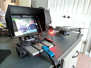 dji mavic tablet mount & Akku-Halter optional-Sonnenschutz - Elektronik Flugzeug pro Drohne mavic-pro nexus-7 quadcopter Sonnenschirm sun hood tablet-Halter tablet-Halterung usb-Ladegerät 3d print model - Mito3D