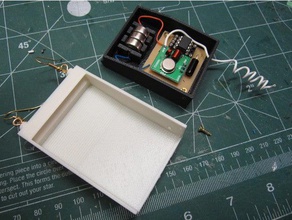 cat-alarm-sensor-box - Elektronik 433mhz ag13 attiny85 box cat lr44 sensor vibration 3d print model - Mito3D
