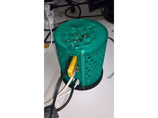 el caso de raspberry pi 2 - 3 equipo 2-3 3D print model - Mito3D