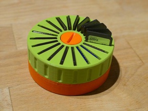 sd kart spinneroo kaplar kamera hafıza masaüstü oyuncak fidget kartı depolama sahibi 3d print model - Mito3D