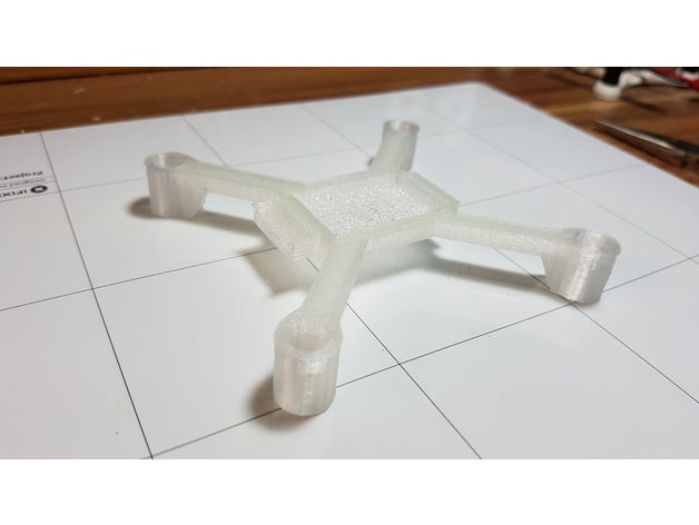 micro cepillado 100mm x-quad ajuste bendlay-flex r c vehículos del fpv motor quad quadcopter f4 fc flex flexible filamento el fpvlab de la cámara racer 3D print model - Mito3D