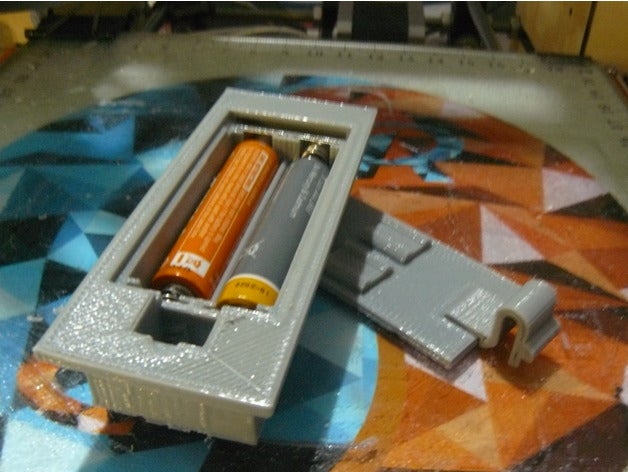 aaa de la cellule batterie boîte couvercle snap 1x 4xaaa tailles l'électronique 3D print model - Mito3D