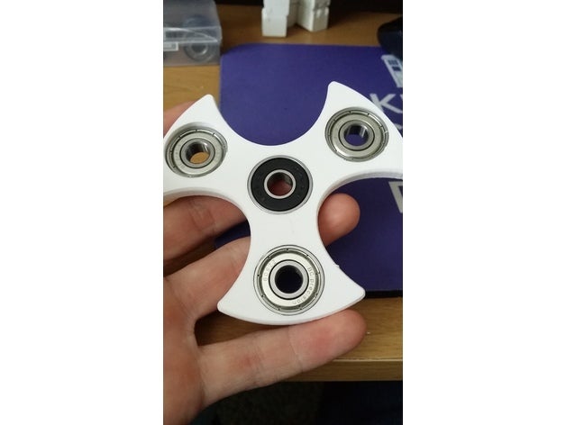 tri-spinner jouets mécaniques 3D print model - Mito3D