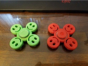 pequeña cara feliz fidget spinner juegos y juguetes fidget-juguete mano juguete 3d print model - Mito3D