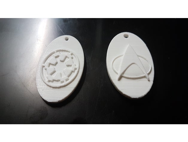 no se puede elegir a un lado nerd llavero llaveros comunicador insignia el imperio galáctico en klingon alianza rebelde star trek de wars 3D print model - Mito3D